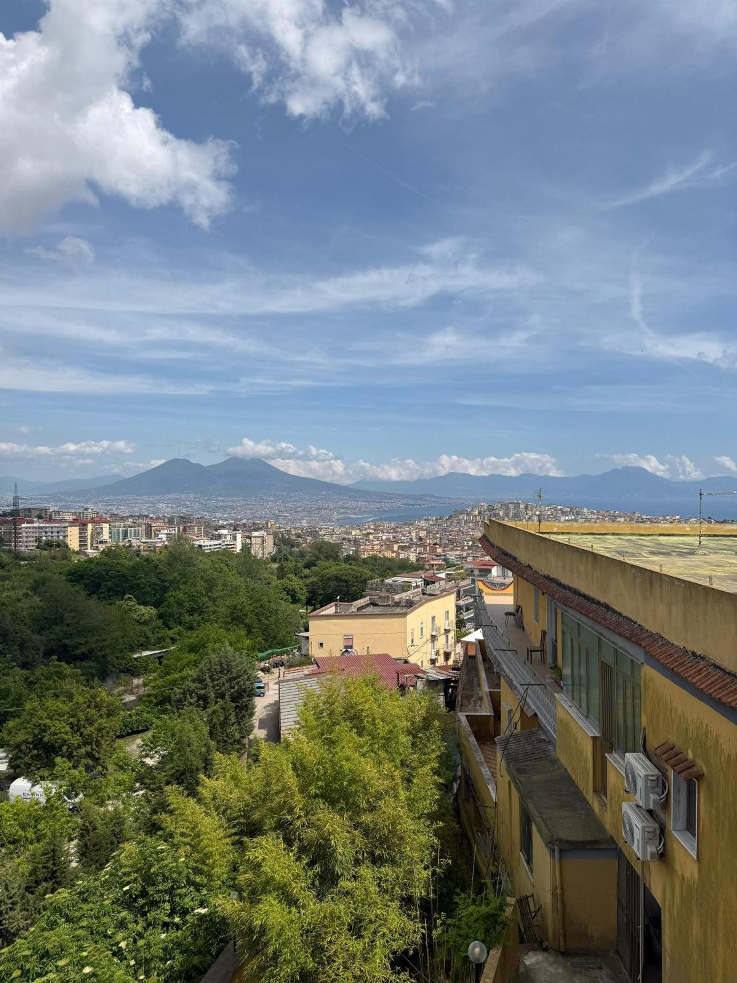 Panoramic Apartment Naples Exterior photo